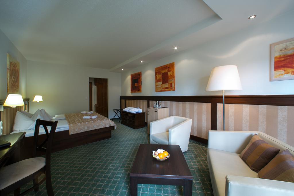 Hotel Hirsch Oberstaufen Εξωτερικό φωτογραφία